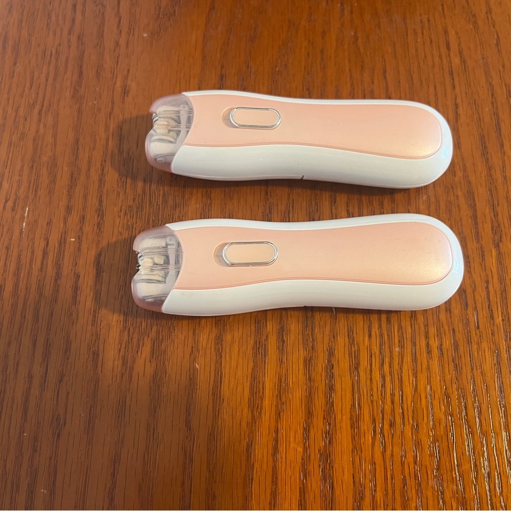 2 for the price of 1 Peach and White Hair Removal Device